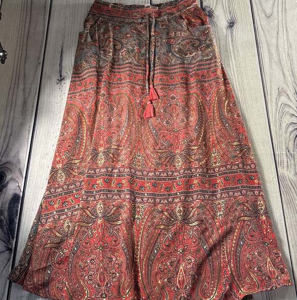 Silk Blend Dakota Designs Hippy Boho Paisley Gold toned Details Size M - Picture 3 of 11